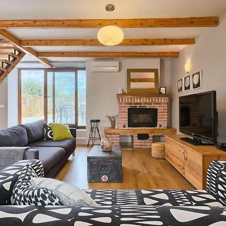 בית נופש Casa Martini פולה