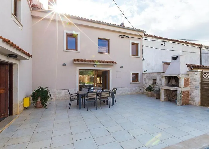 Semesterbostad Casa Martini Pula